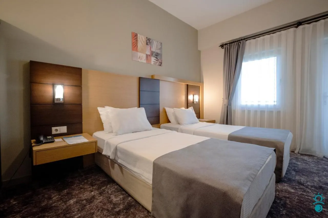Ktue Koru Otel ترابزون فندق