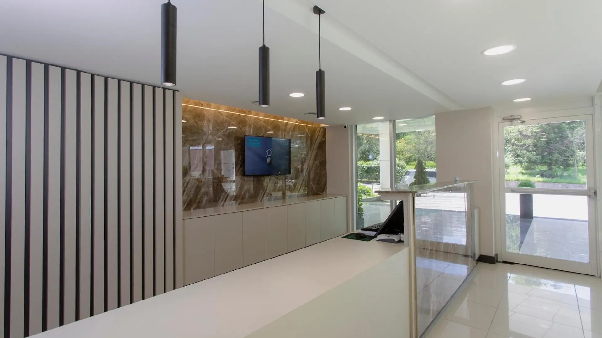 Ktue Koru Otel ترابزون