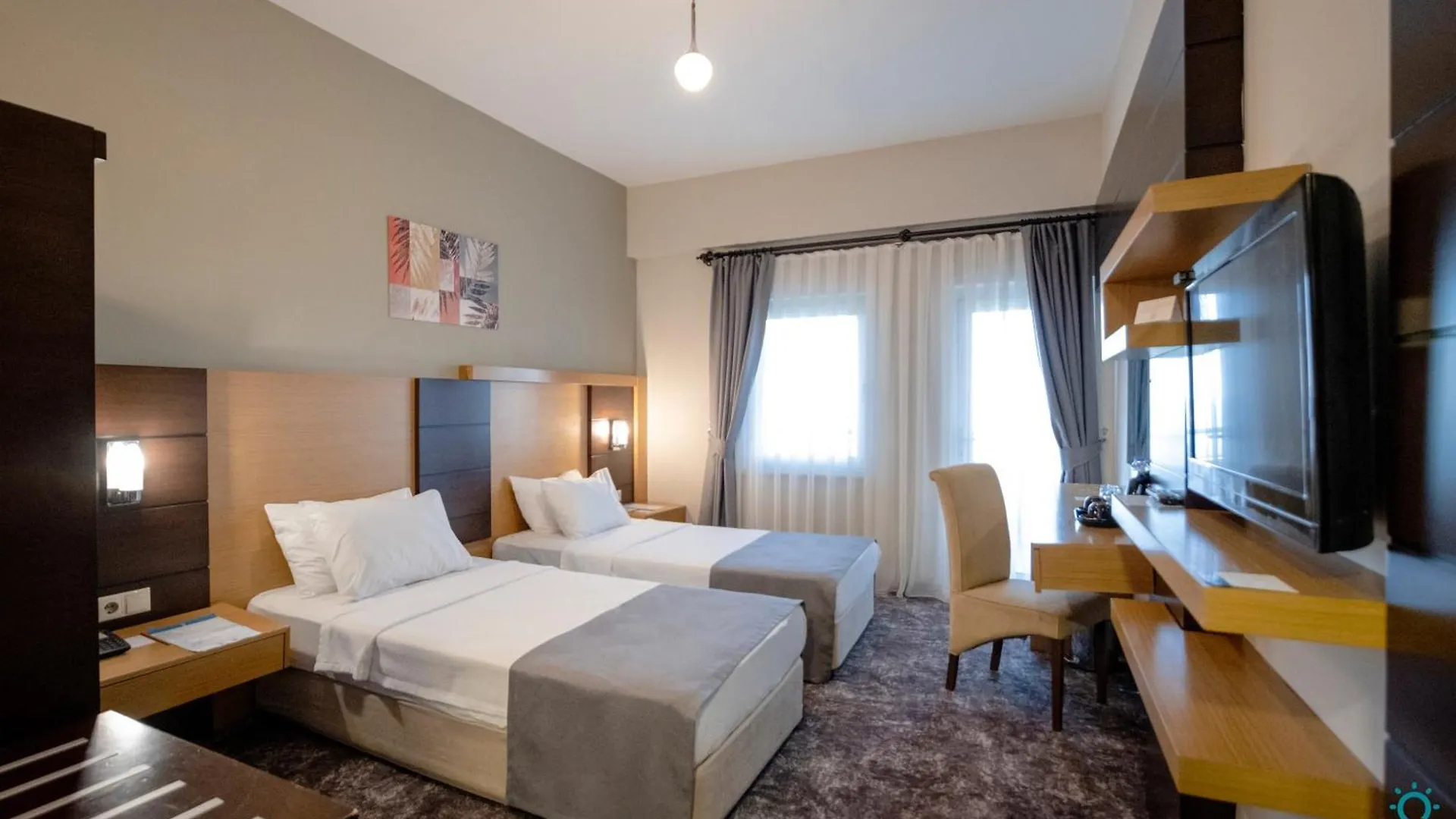 Ktue Koru Otel ترابزون